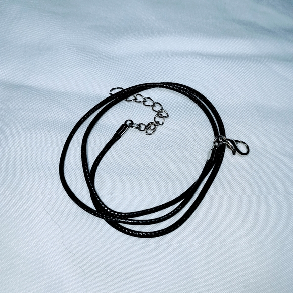 Dalmatian Natural Quartz Crystal Stone Necklace - Picture 2 of 2